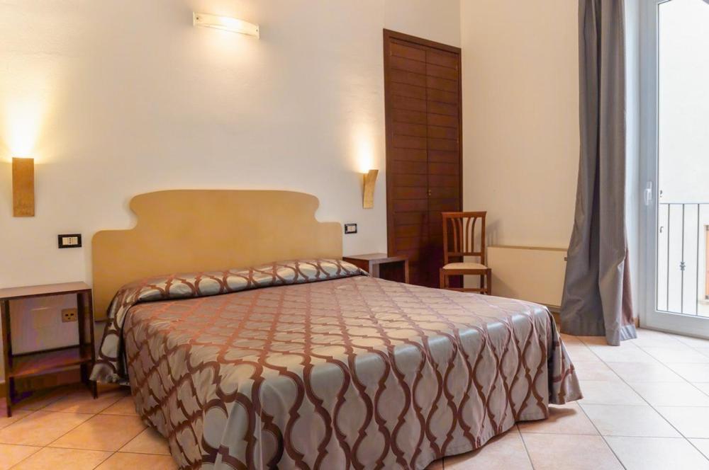Hotel Rossi Манчано Екстериор снимка