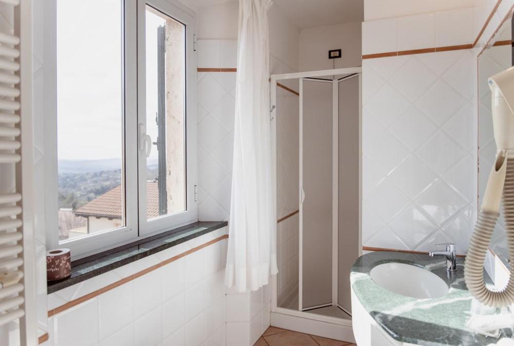 Hotel Rossi Манчано Екстериор снимка